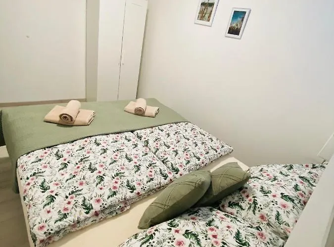 Tamka דירה *